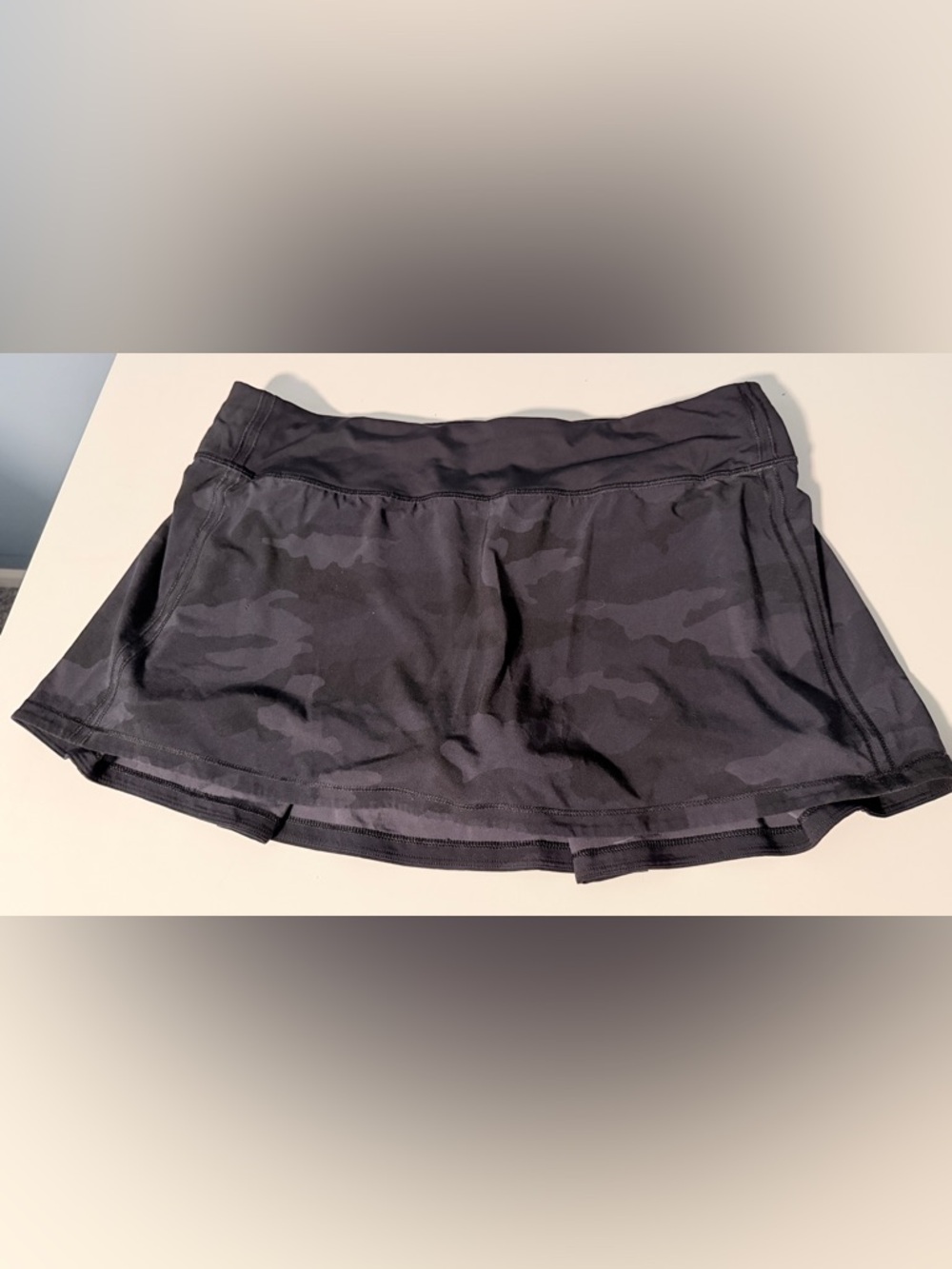 Lululemon Pace Rival Skirt Sz 10 Dark Camo